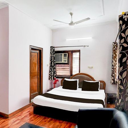 Super Hotel O Krishna Nagar Chowk Near Ongc เดห์ราดุน ภายนอก รูปภาพ