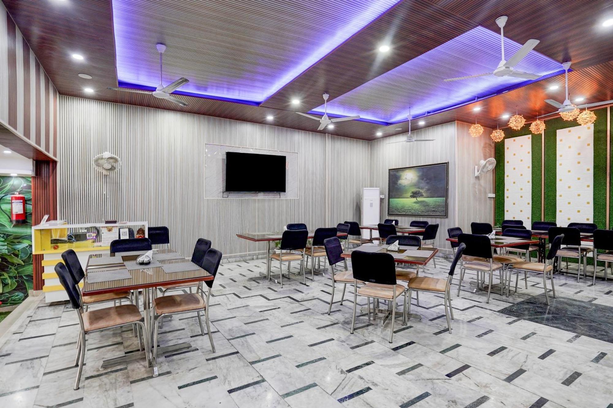 Super Hotel O Krishna Nagar Chowk Near Ongc เดห์ราดุน ภายนอก รูปภาพ