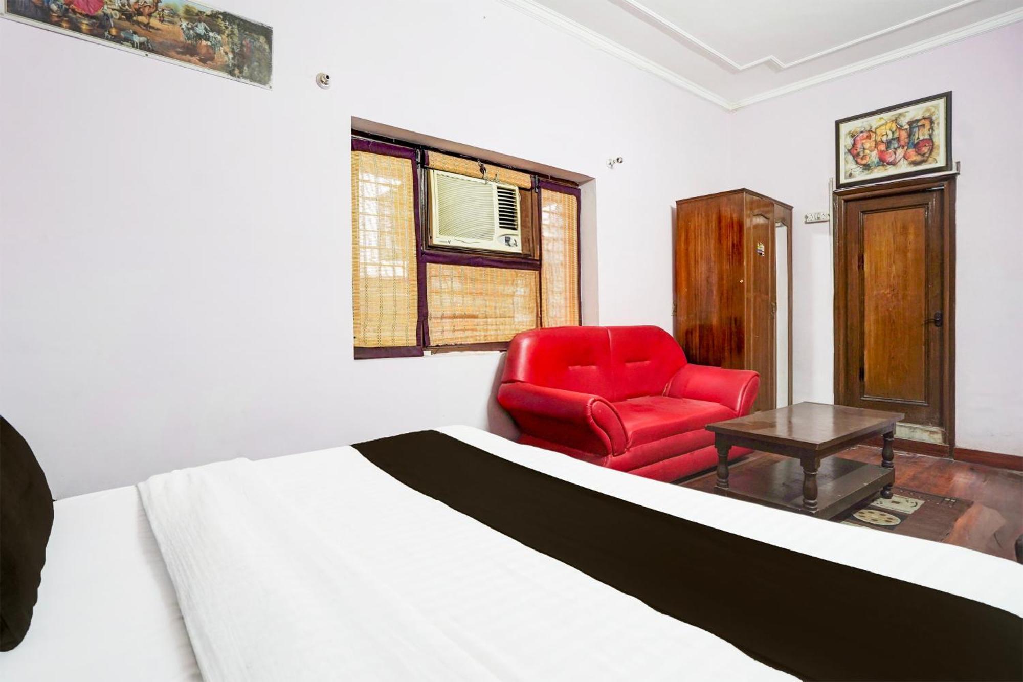 Super Hotel O Krishna Nagar Chowk Near Ongc เดห์ราดุน ภายนอก รูปภาพ